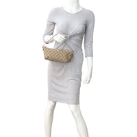 Gucci GG Canvas Boat Pochette Mannequin