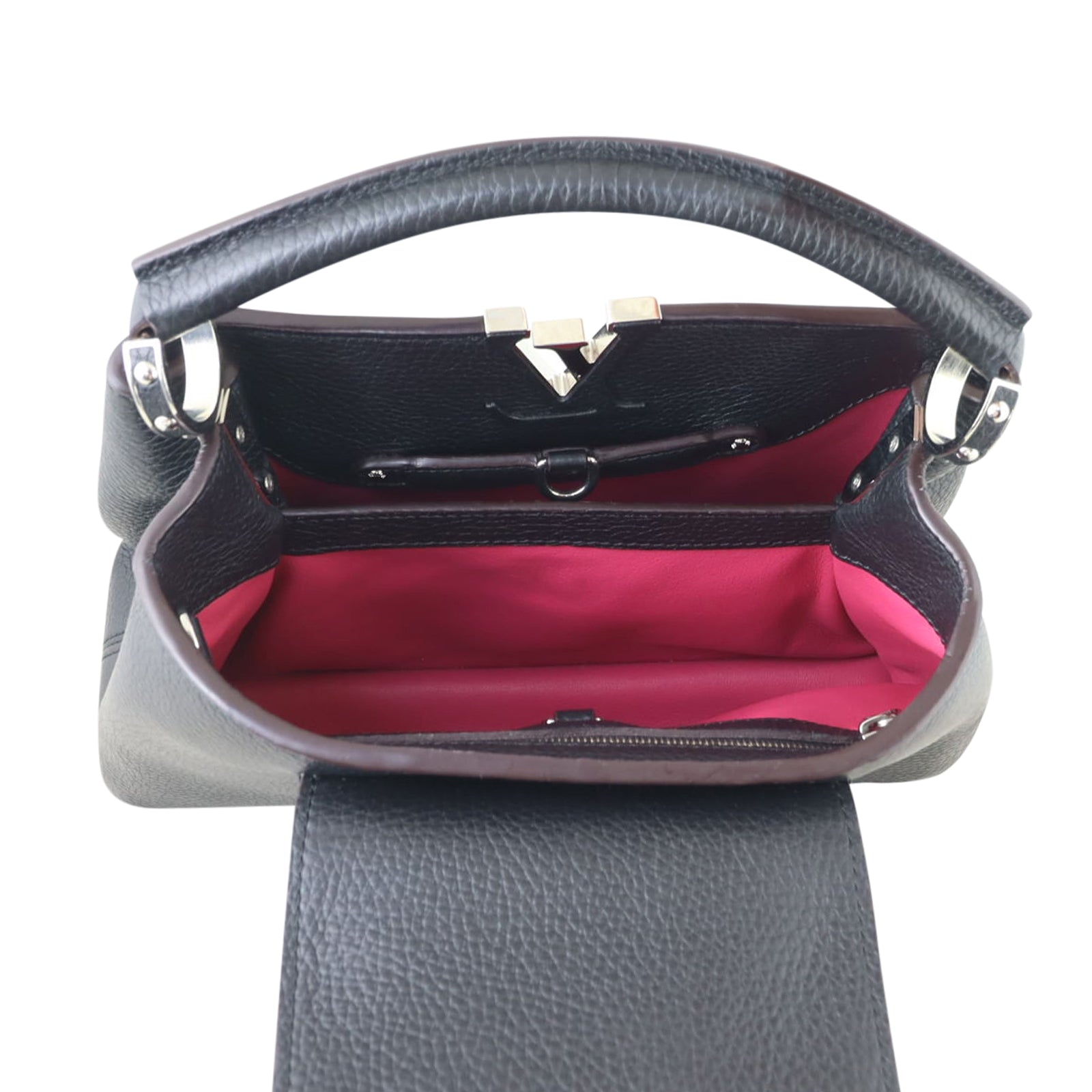 Louis Vuitton Capucines BB Whole interior