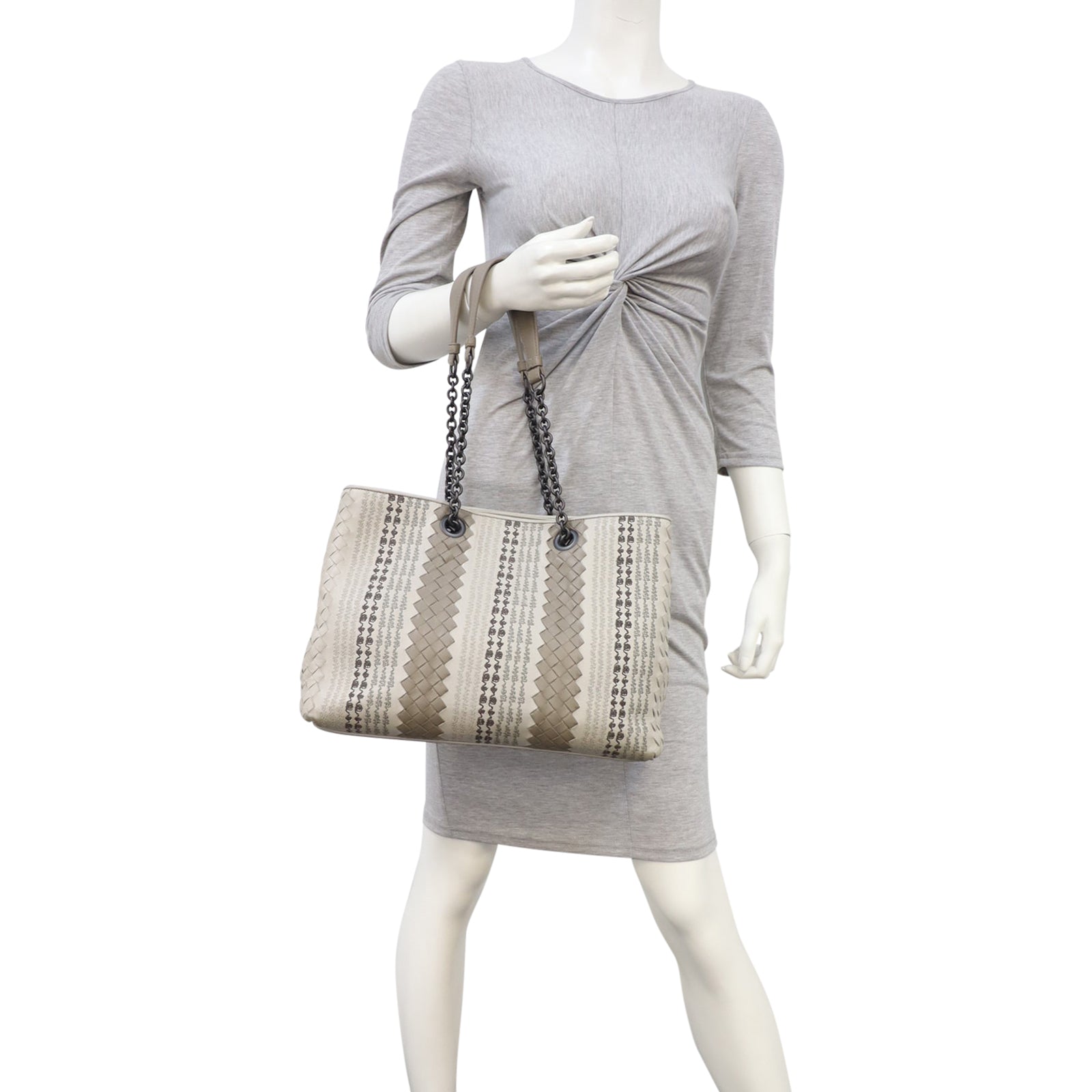 Bottega Veneta Intrecciato Double Chain Tote Mannequin