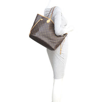 Louis Vuitton Neverfull MM Monogram Mannequin