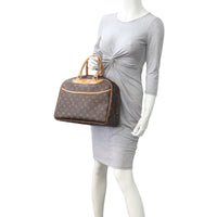Louis Vuitton Deauville Bowling Vanity Monogram Mannequin
