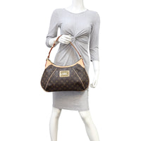 Louis Vuitton Thames GM Monogram Mannequin