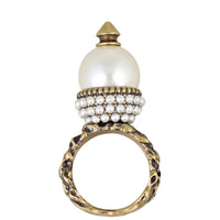 Gucci Glass Pearl Spike Ring Front