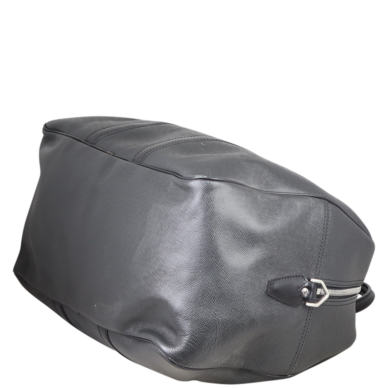 Louis Vuitton Kendall GM Taiga Corner