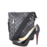 Louis Vuitton Discovery Messenger BB Damier Infini Astral Shoe