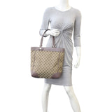 Gucci GG Canvas Mayfair Tote Mannequin