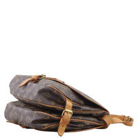 Louis Vuitton Saumur 30 Monogram Corner
