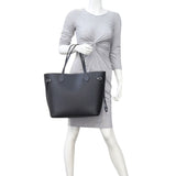 Louis Vuitton Neverfull MM Epi Mannequin
