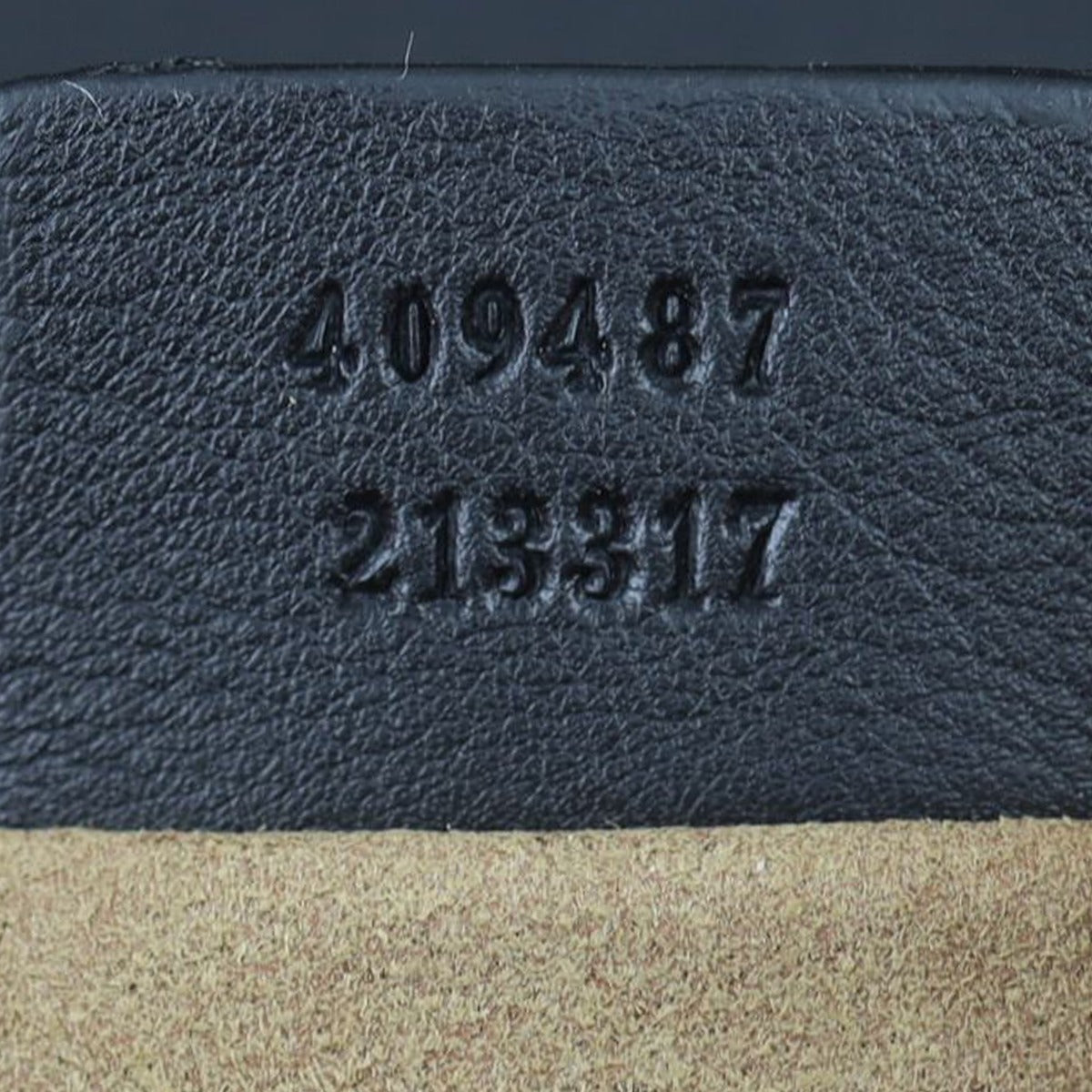 Gucci GG Supreme Padlock Small Shoulder Bag Date code
