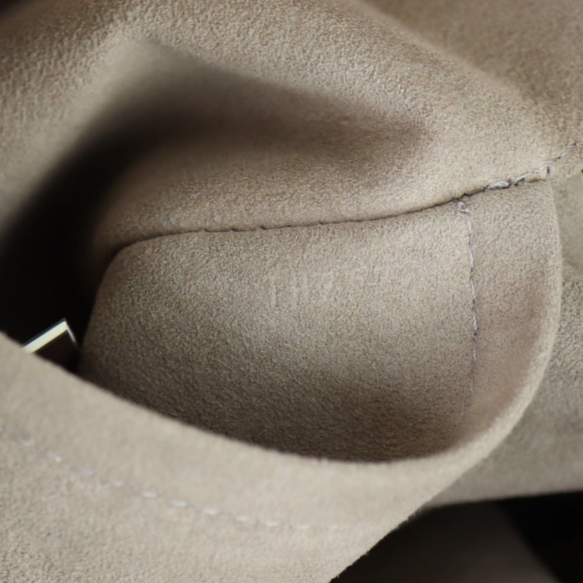 Louis Vuitton Ursula Monogram Multicolore Date code
