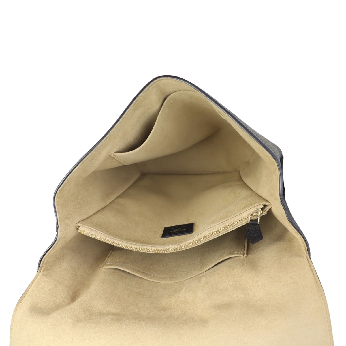 Louis Vuitton Volta Whole interior

