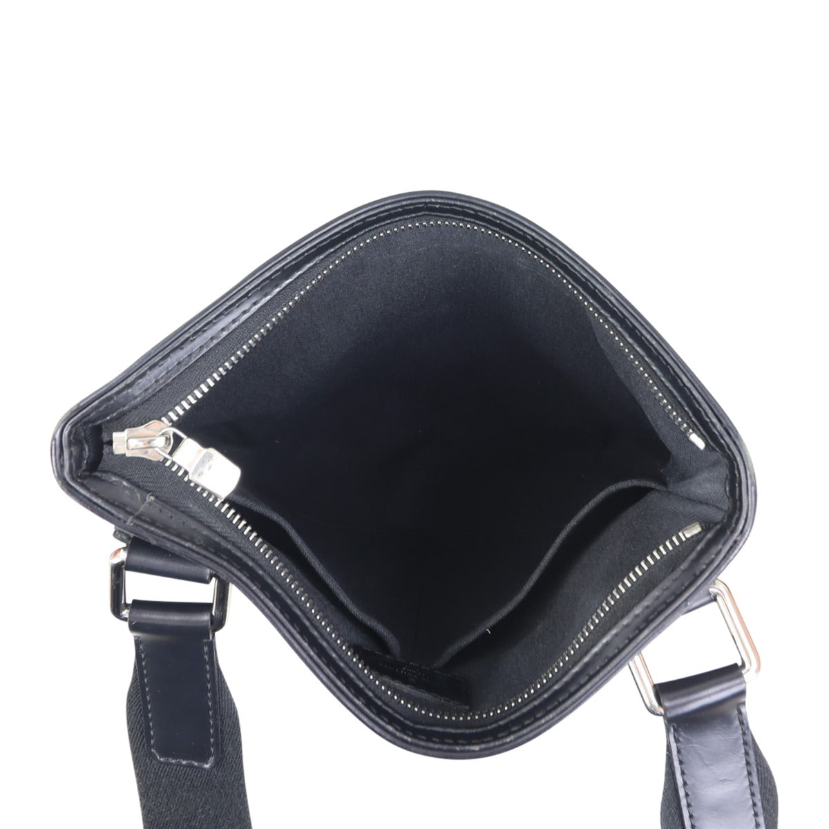 Louis Vuitton Thomas Messenger Bag Damier Graphite Whole interior


