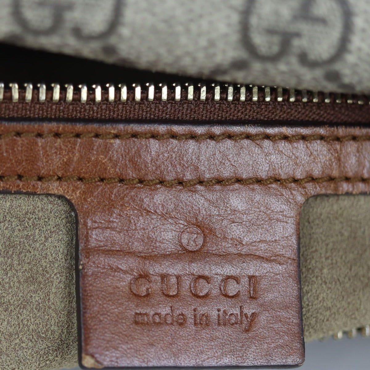 Gucci GG Supreme Medium Boston Bag Stamp
