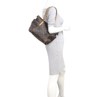Louis Vuitton Totally PM Monogram Mannequin
