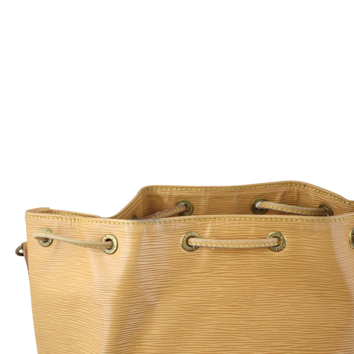 Louis Vuitton Noe Epi Corner
