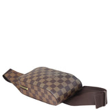 Louis Vuitton Geronimos Waist Bag Corner

