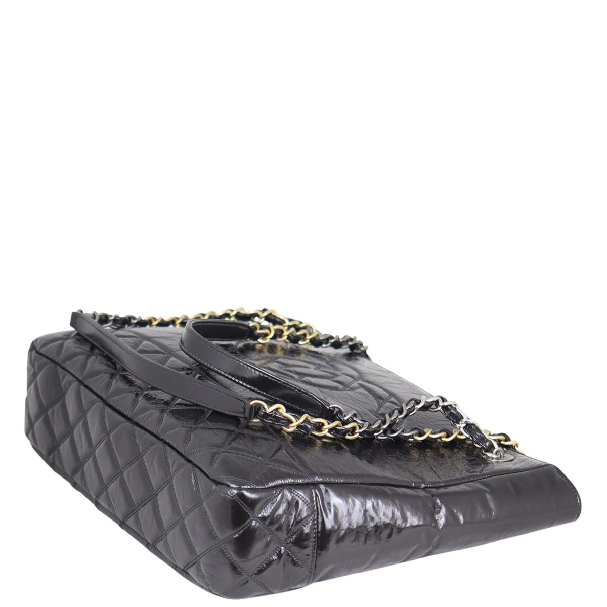 Chanel CC Calfskin Shopping Bag Corner
