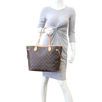 Louis Vuitton Neverfull MM Monogram Mannequin
