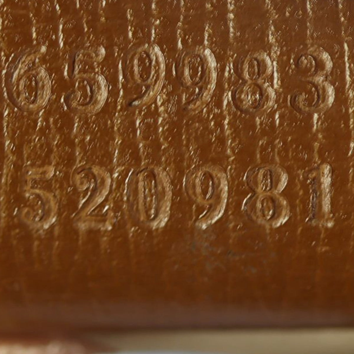 Gucci GG Supreme Small Tote Bag Date code
