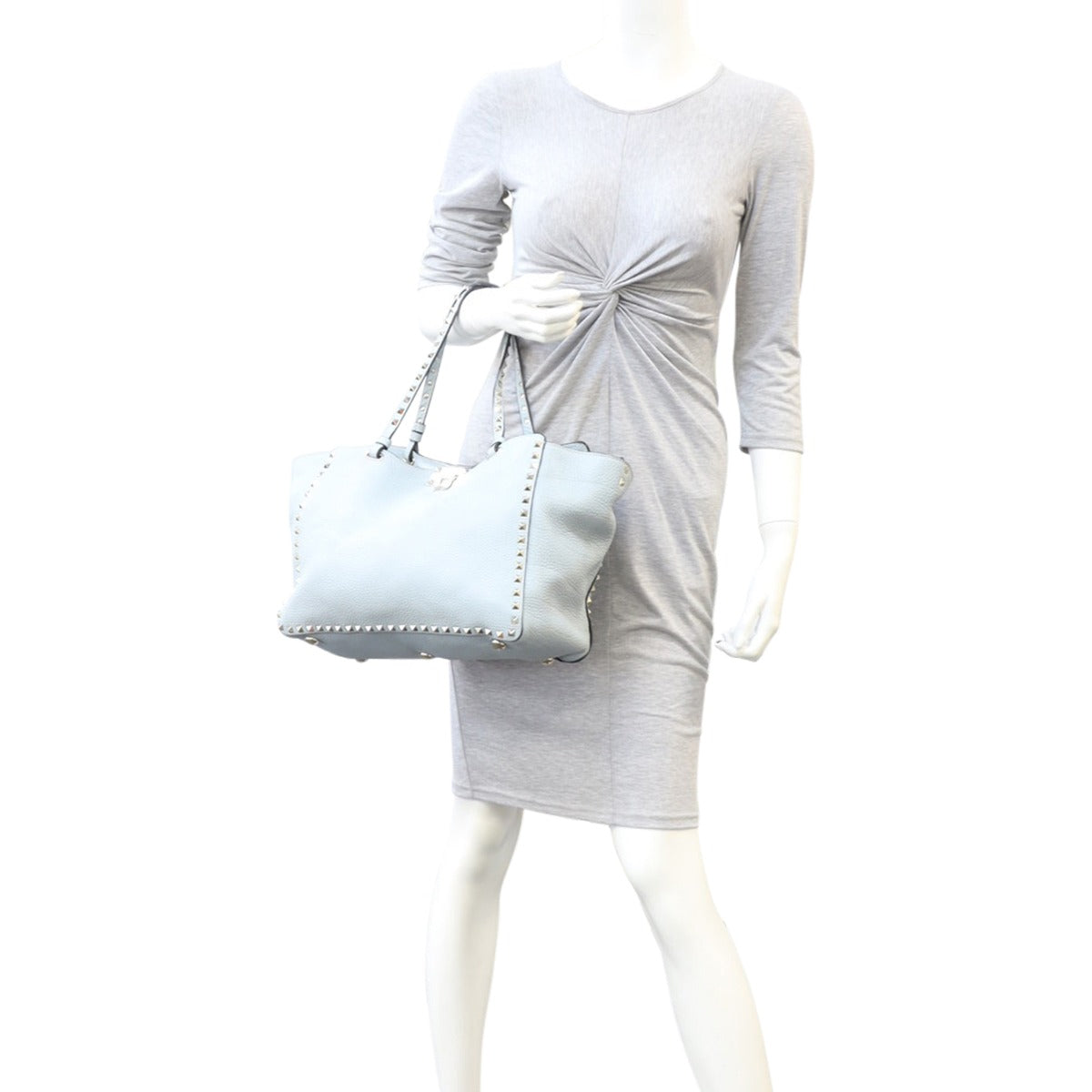 Valentino Rockstud Medium Tote Mannequin
