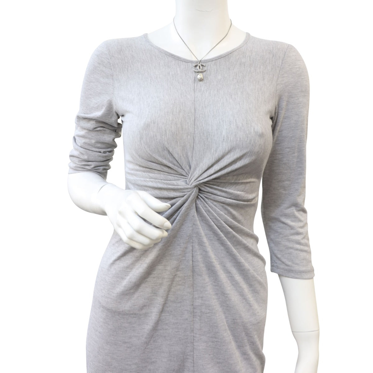 Chanel CC Pearl Drop Necklace Mannequin
