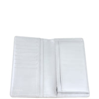 Chanel Camellia Yen Wallet Whole interior

