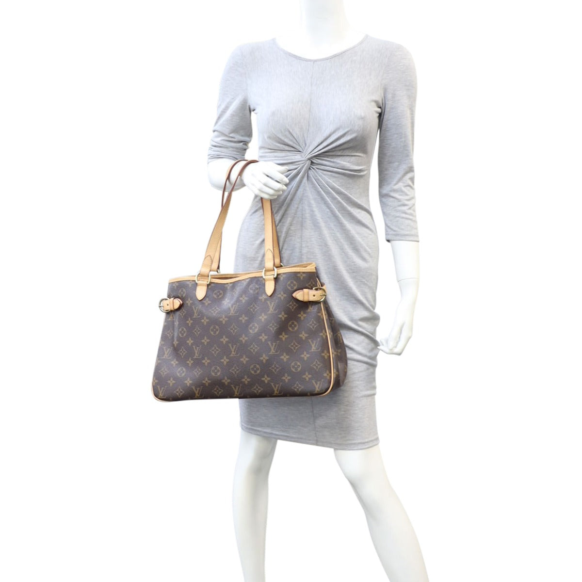 Louis Vuitton Batignolles Horizontal Monogram Mannequin
