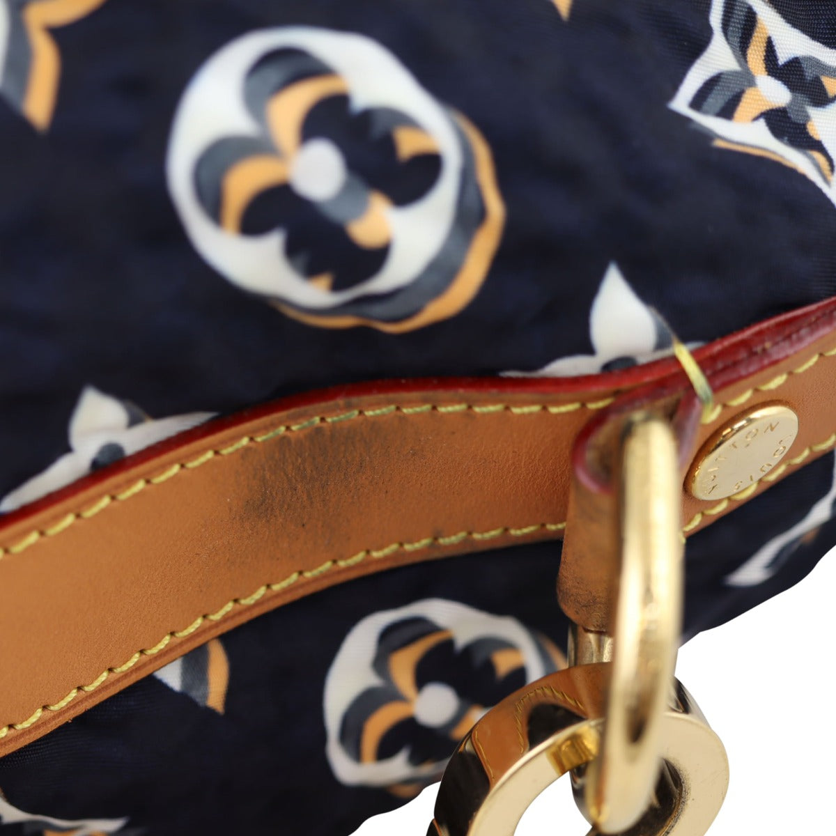 Louis Vuitton Cruise Bulles MM Limited Edition Corner
