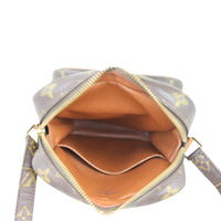 Louis Vuitton Danube Monogram Whole interior
