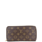 Louis Vuitton Zippy Wallet Monogram Front

