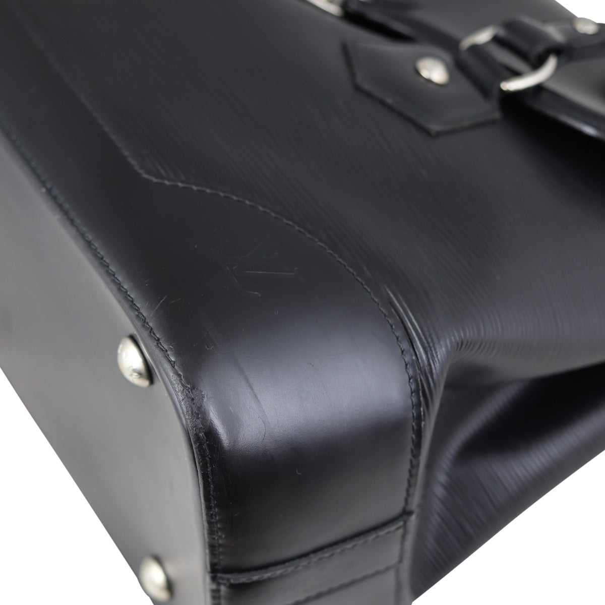 Louis Vuitton Bagatelle GM Epi Corner
