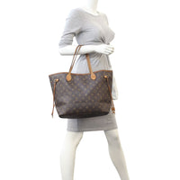Louis Vuitton Neverfull MM Monogram Mannequin
