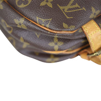 Louis Vuitton Saumur 30 Monogram Corner

