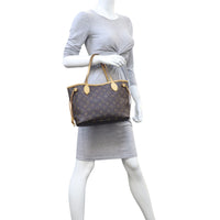 Louis Vuitton Neverfull PM Monogram Mannequin

