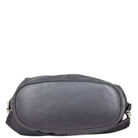 Givenchy Nightingale Medium Base
