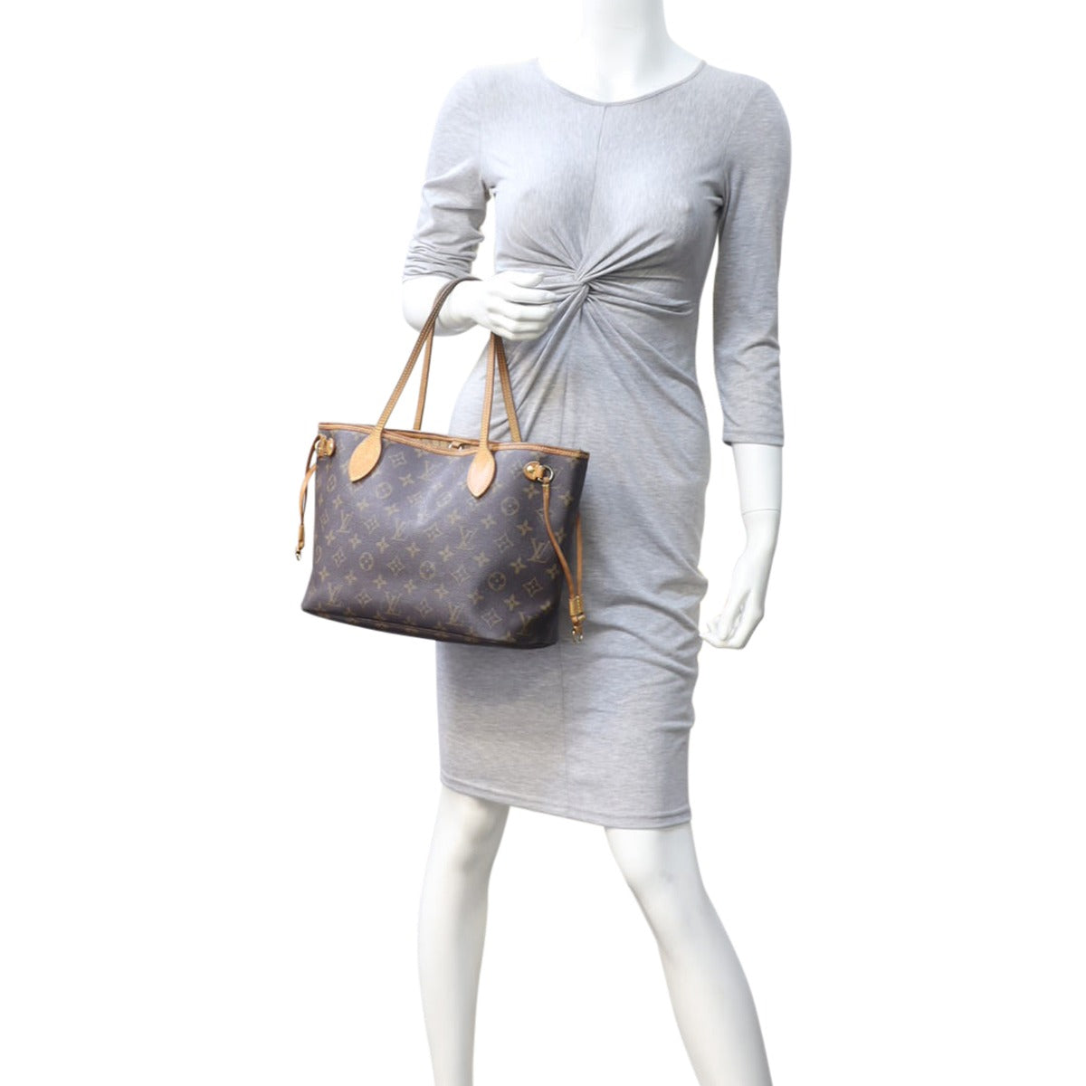 Louis Vuitton Neverfull PM Monogram Mannequin
