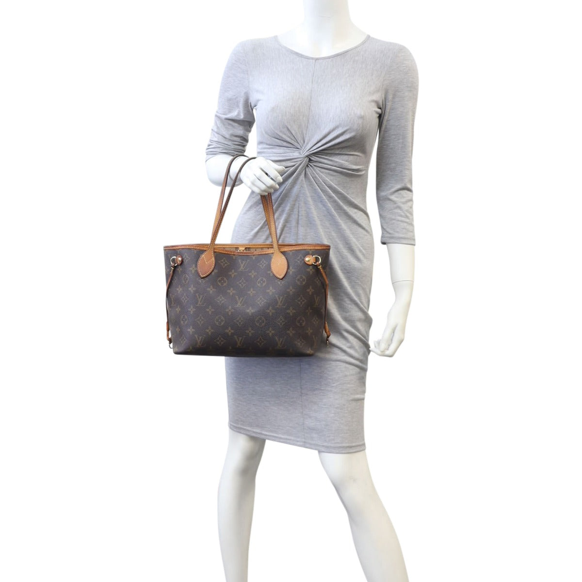 Louis Vuitton Neverfull PM Monogram Mannequin
