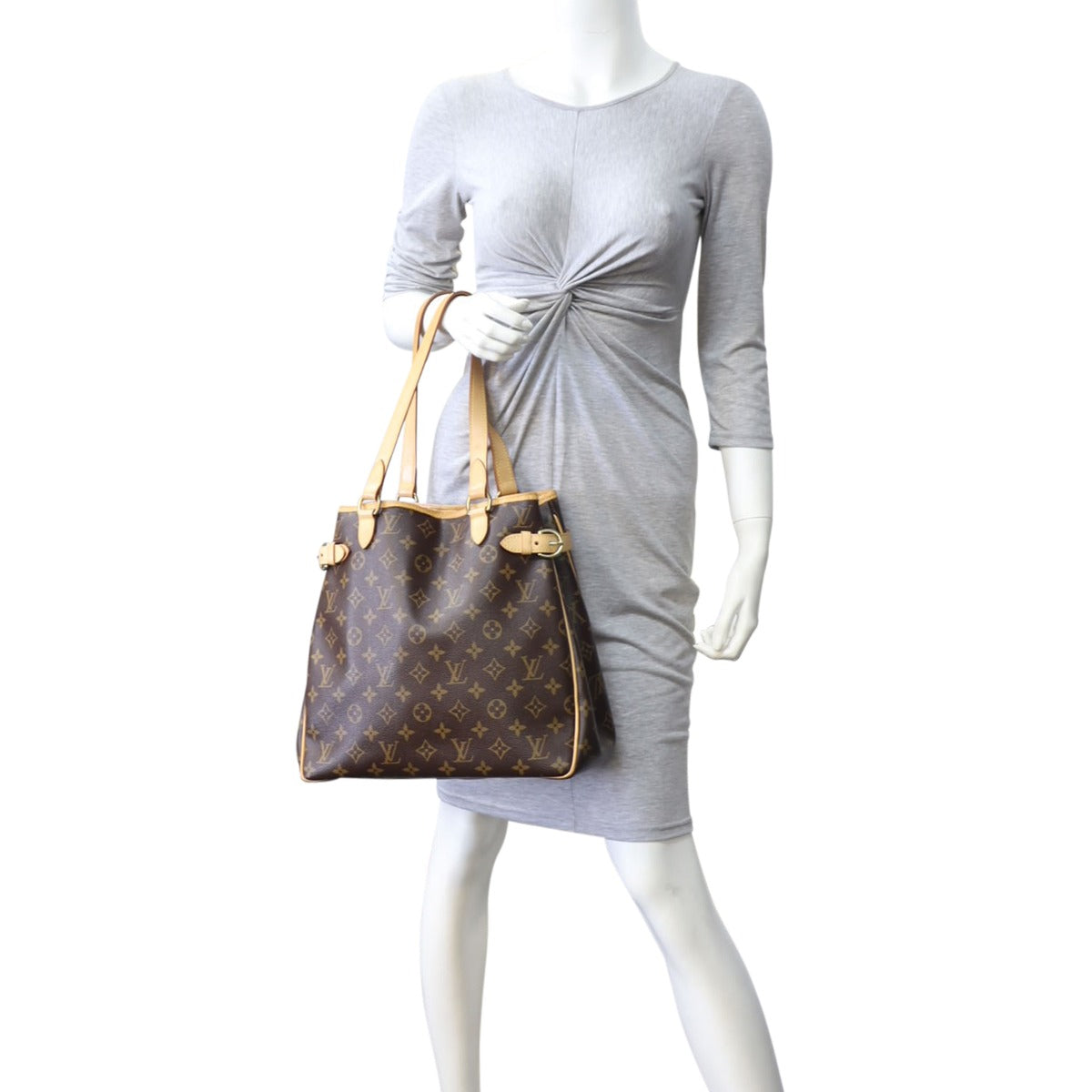 Louis Vuitton Batignolles Vertical Monogram Mannequin
