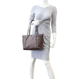 Louis Vuitton Totally PM Damier Ebene Mannequin
