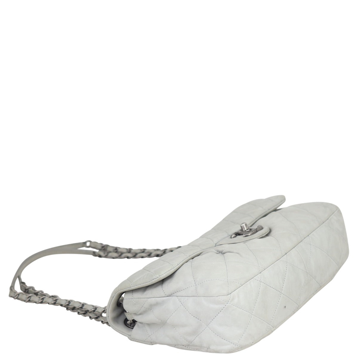 Chanel Coco Pleats Flap Bag Corner
