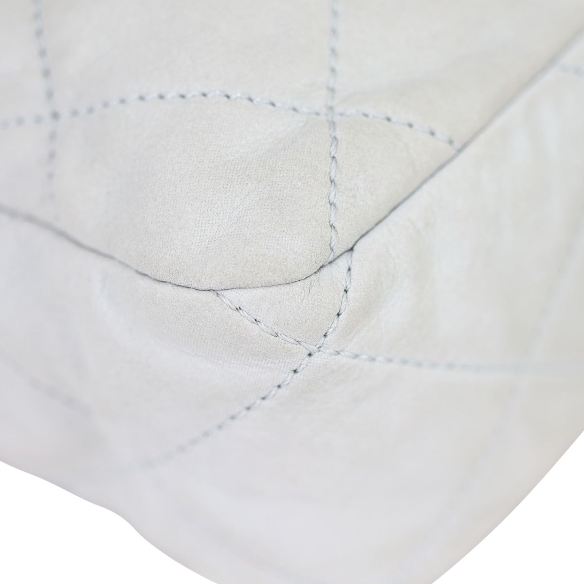 Chanel Coco Pleats Flap Bag Corner
