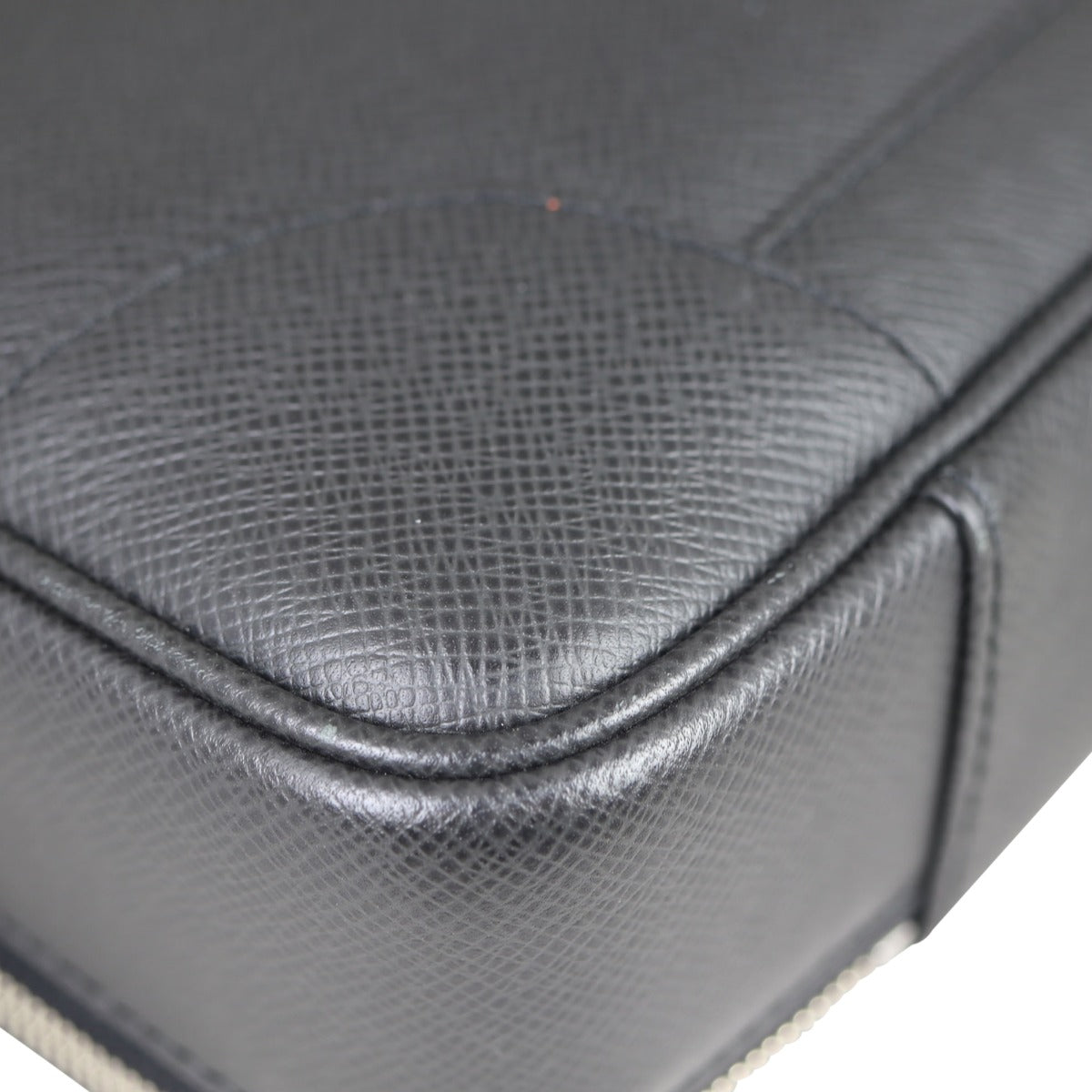 Louis Vuitton Odessa Ardoise NM Corner
