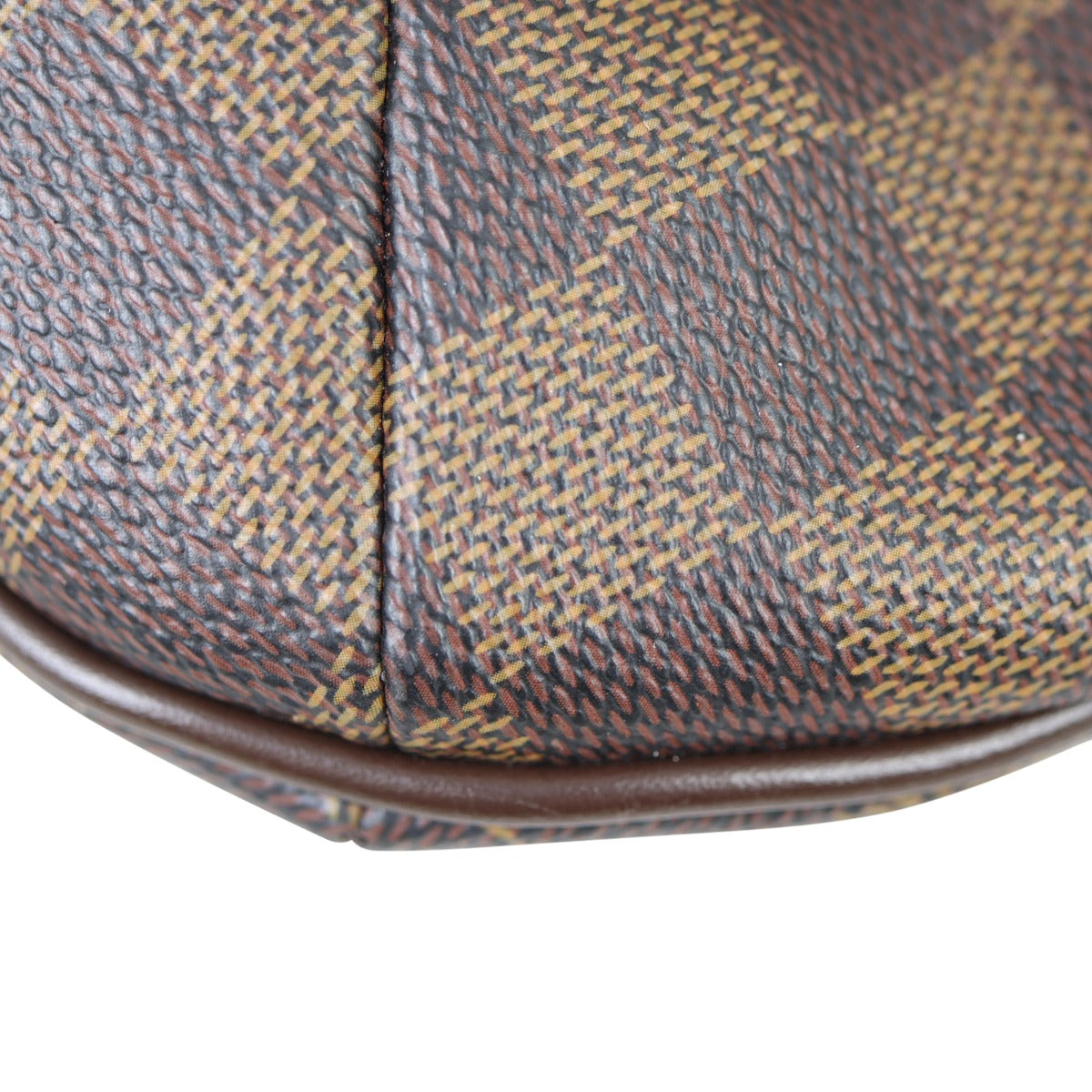 Louis Vuitton Bloomsbury GM Damier Ebene Corner
