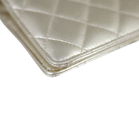 Chanel Melbourne Limited Edition Bifold Wallet Corner
