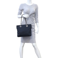 Gucci GG Canvas Eclipse Tote Mannequin
