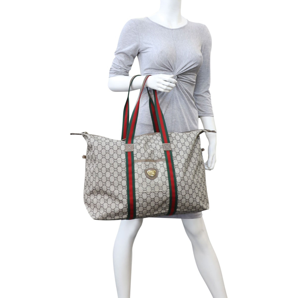 Gucci Sherry Line Weekender Tote Mannequin
