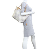 Louis Vuitton Neverfull MM Damier Azur Mannequin
