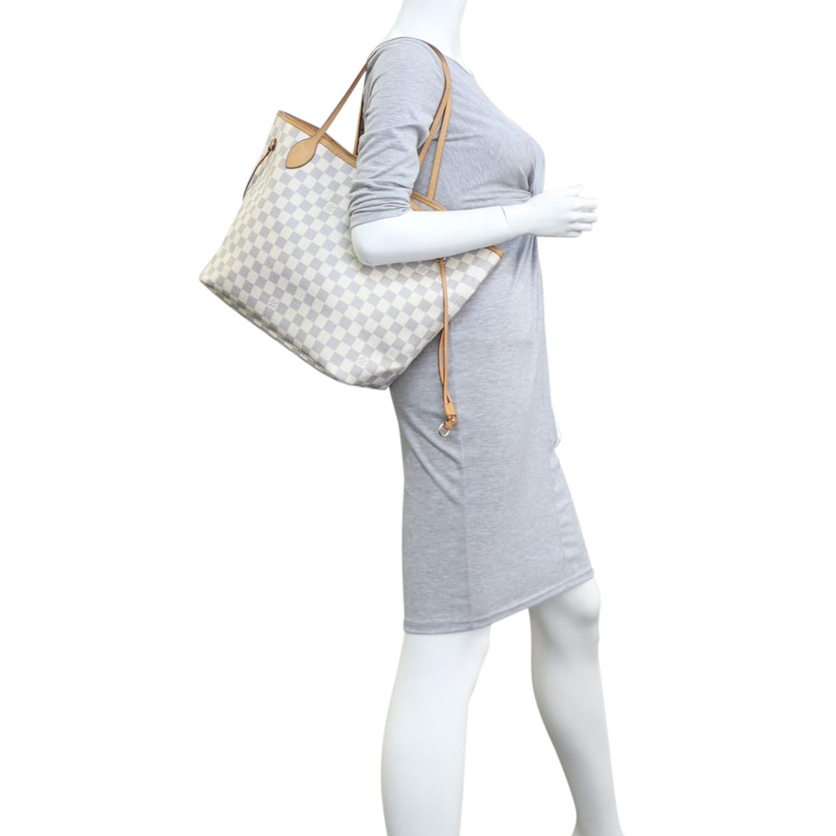 Louis Vuitton Neverfull MM Damier Azur Mannequin
