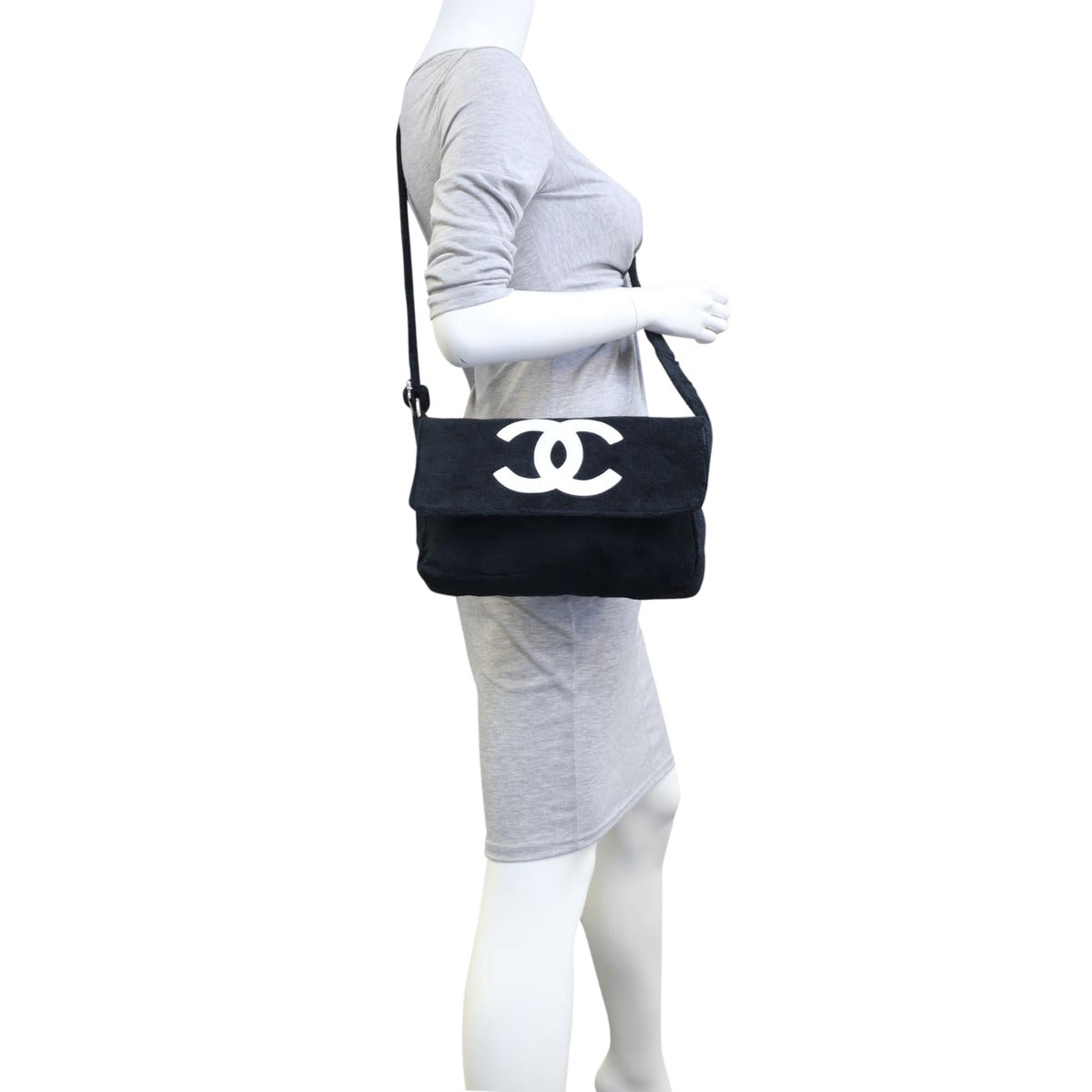 Chanel CC Pile Shoulder Bag Mannequin
