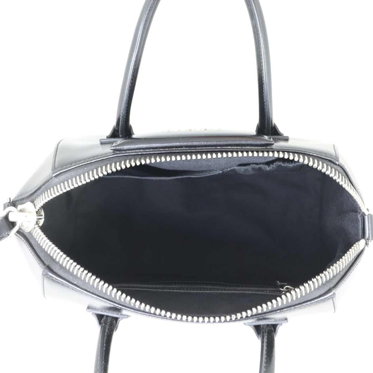 Givenchy Antigona Small Whole interior

